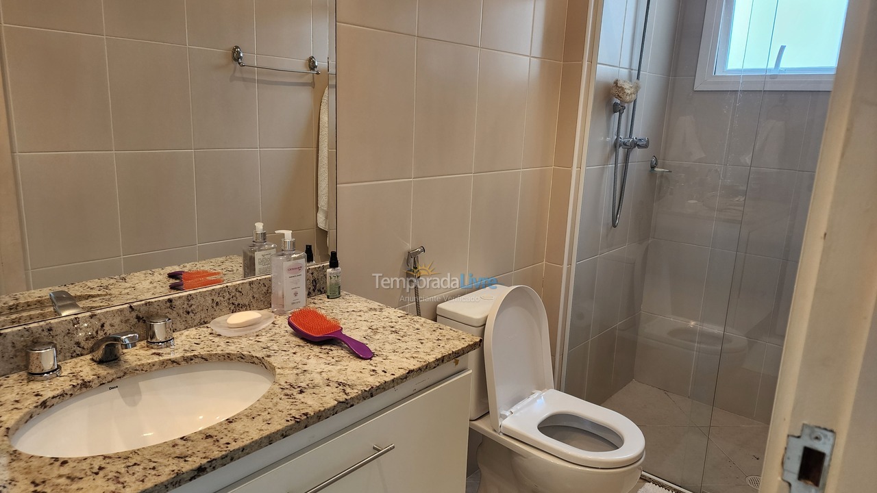 Apartment for vacation rental in Guarujá (Pitangueiras)