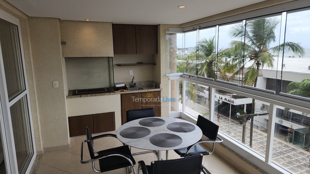 Apartment for vacation rental in Guarujá (Pitangueiras)