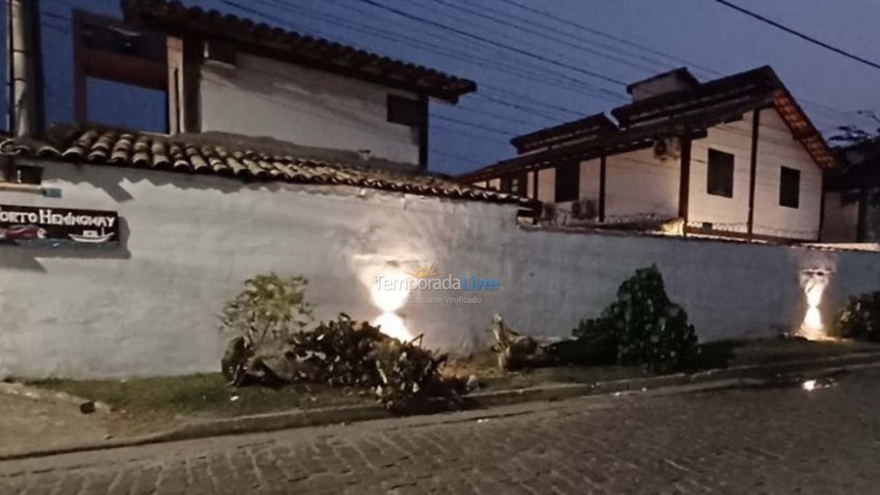 Casa para aluguel de temporada em Armacao dos Buzios (Bosque Geribá)