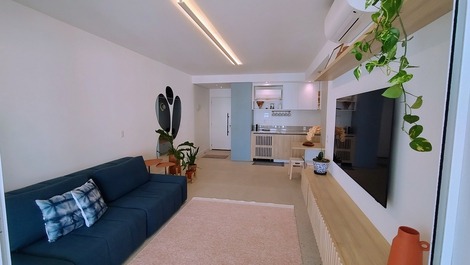 Apartamento Riviera de São Lourenço 2 dormitórios