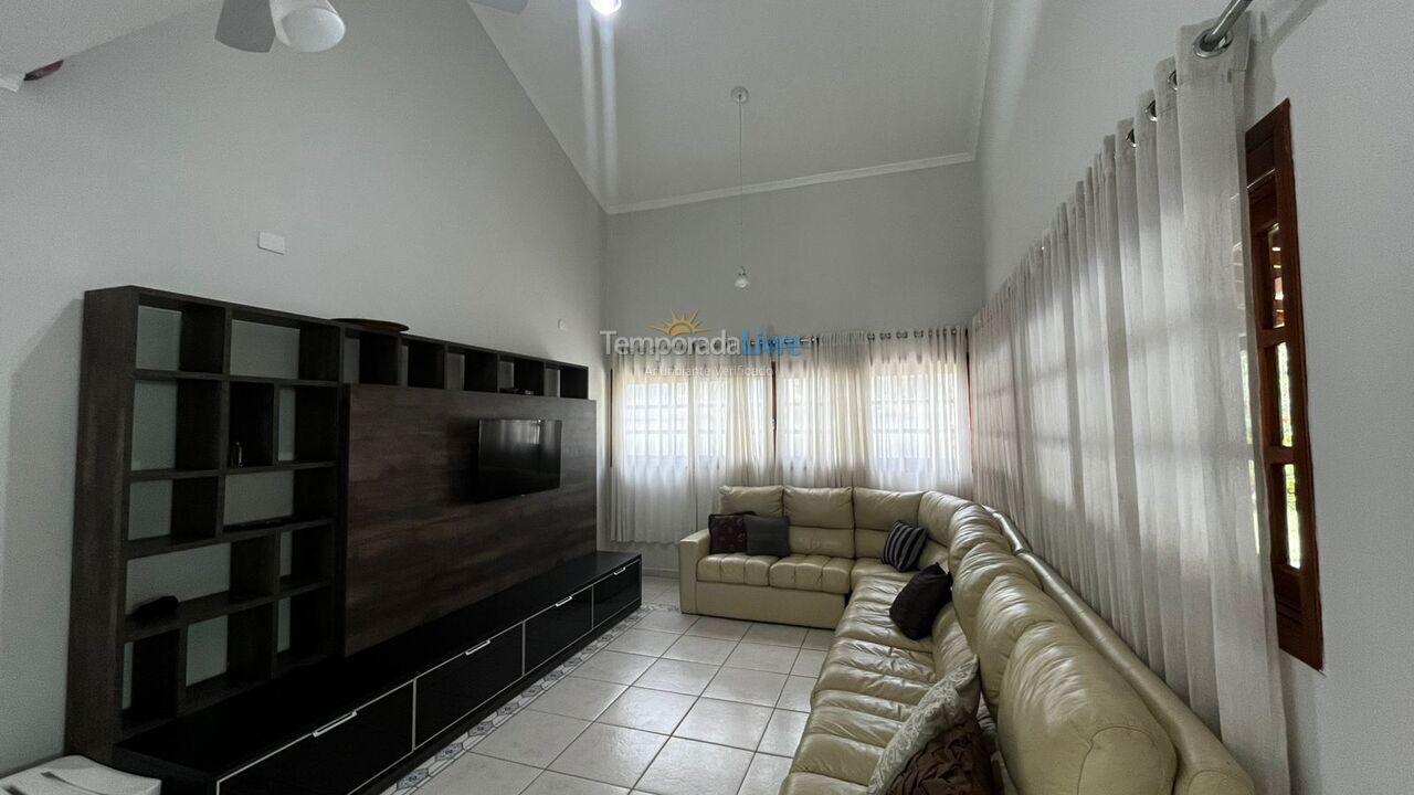 Casa para aluguel de temporada em Bertioga (Riviera de São Lourenço)