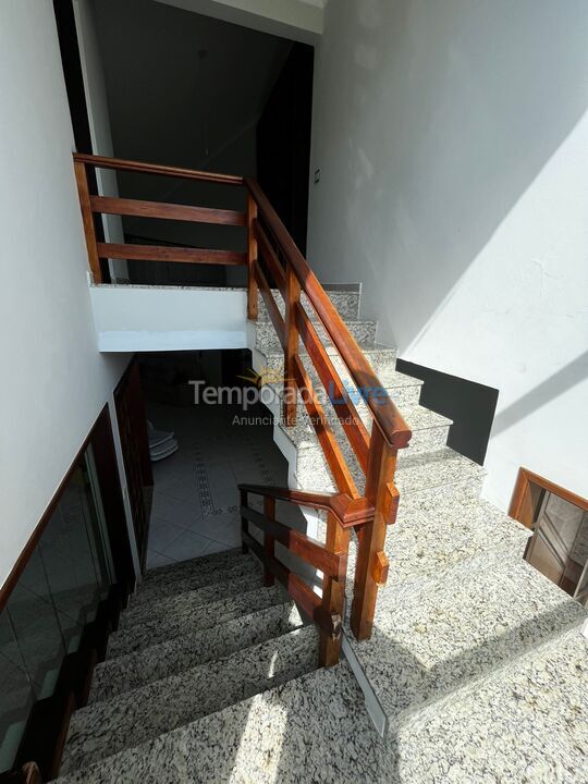 Casa para aluguel de temporada em Bertioga (Riviera de São Lourenço)