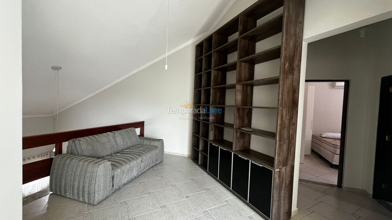 Casa para aluguel de temporada em Bertioga (Riviera de São Lourenço)