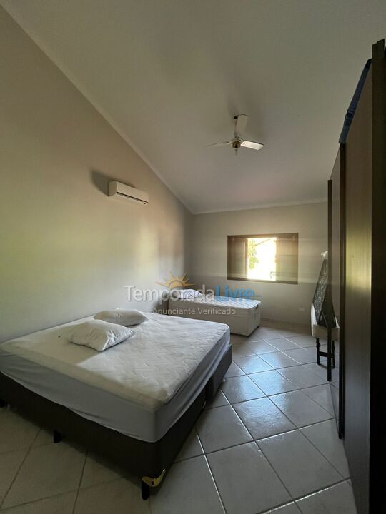 Casa para aluguel de temporada em Bertioga (Riviera de São Lourenço)