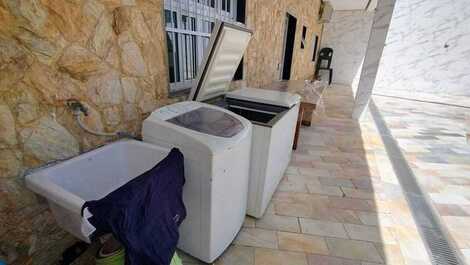 Casa no Cantão do Indaiá com 3 dormitórios pé na areia