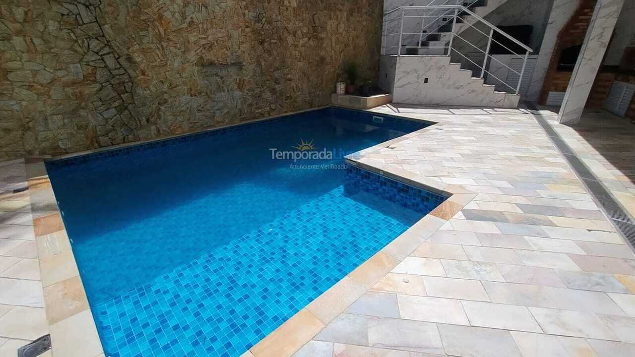 Casa para aluguel de temporada em Bertioga (Jd Refúgio Cantão do Indaiá)