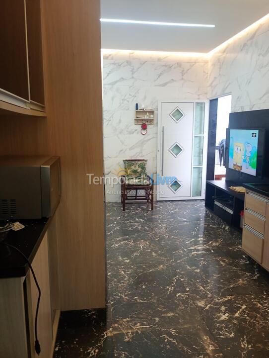 Casa para aluguel de temporada em Bertioga (Jd Refúgio Cantão do Indaiá)