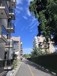 Apartment with pool close to the beach