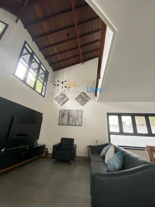 Casa para aluguel de temporada em Bertioga (Riviera de São Lourenço)