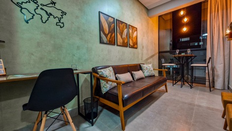 Apartment in the city center near Escarpas with air conditioning, bed linens and towels.