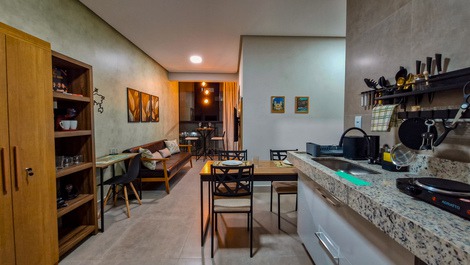 Apartment in the city center near Escarpas with air conditioning, bed linens and towels.