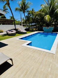 Casa en alquiler a 70 metros de la playa en Guarajuba