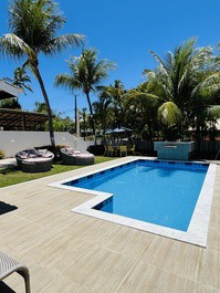 Casa en alquiler a 70 metros de la playa en Guarajuba