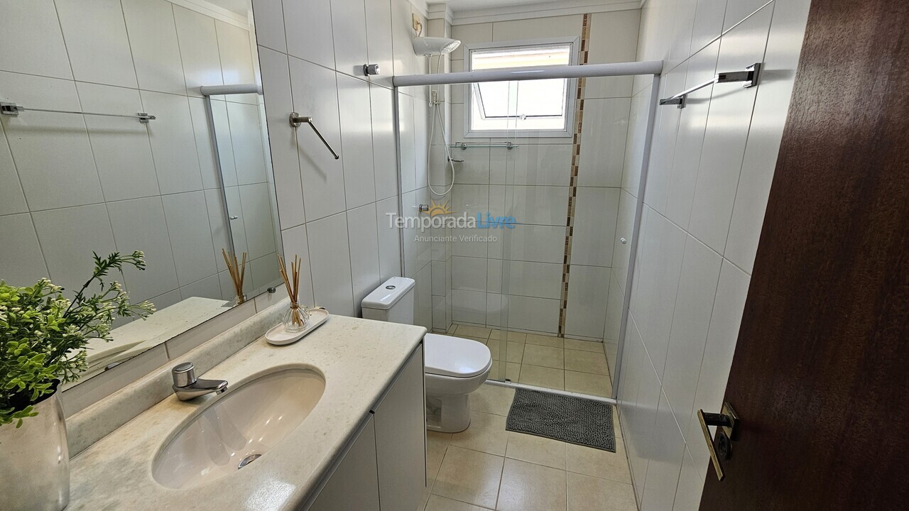 Casa para aluguel de temporada em Guarujá (Enseada)