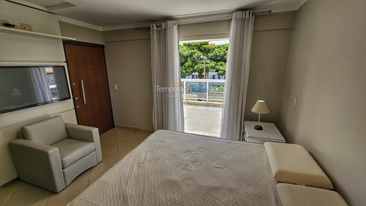 Casa para aluguel de temporada em Guarujá (Enseada)