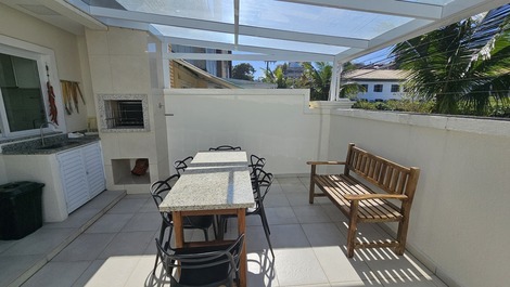 Casa em Condomínio | Churrasqueira | AC | Praia da Enseada