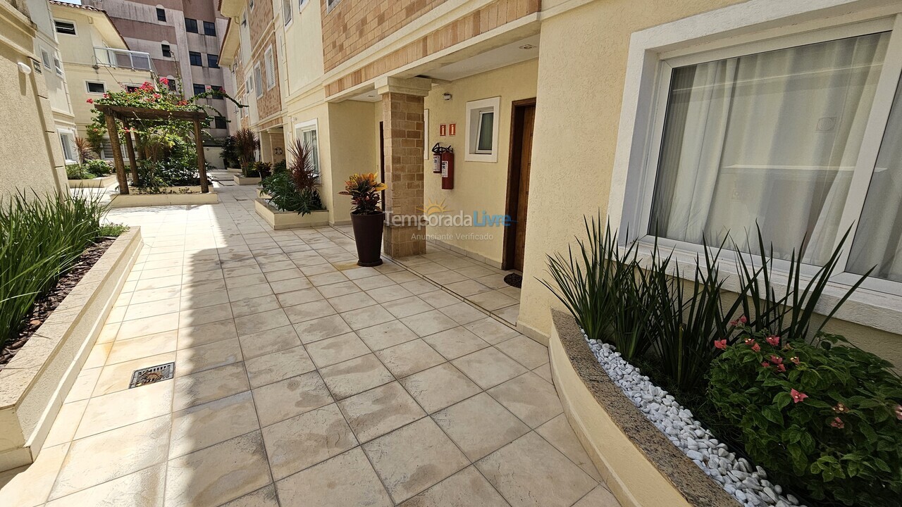 Casa para aluguel de temporada em Guarujá (Enseada)