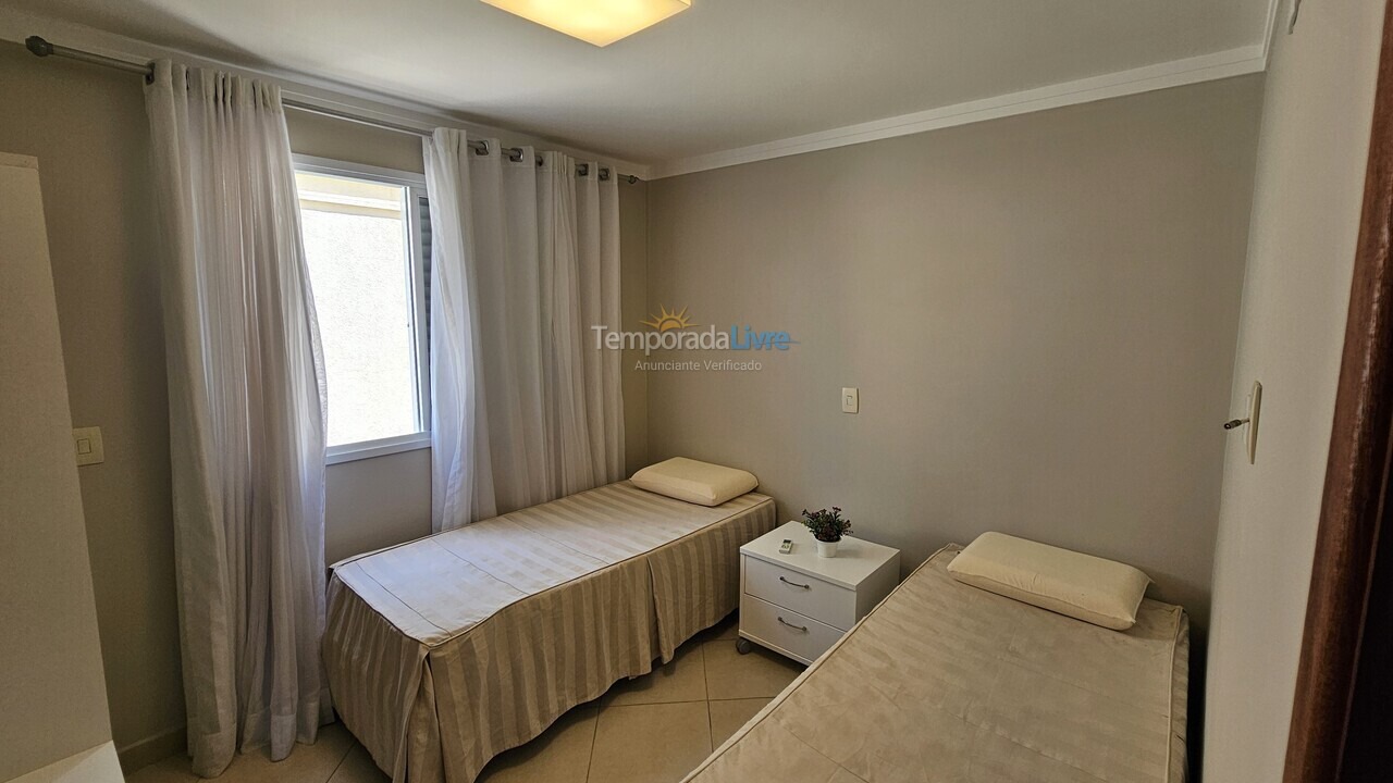 Casa para aluguel de temporada em Guarujá (Enseada)