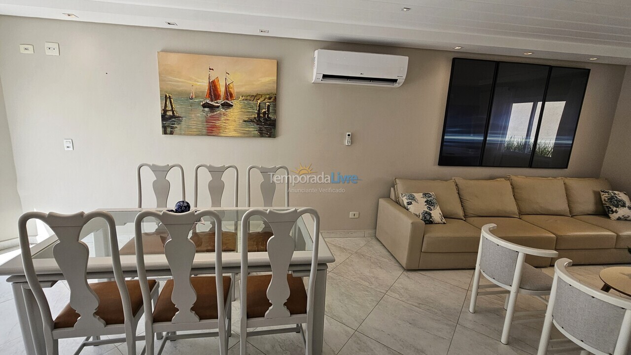 Casa para aluguel de temporada em Guarujá (Enseada)