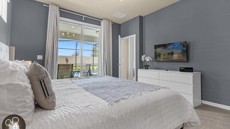 House in Orlando in a gated community for short-term rental.