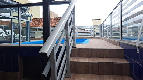 Piscina de excelente cobertura y asador privado - 257 mts
