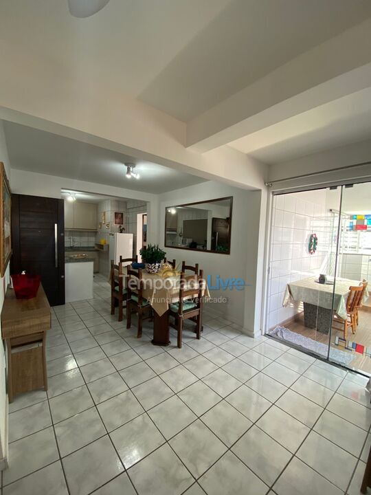 Apartamento para alquiler de vacaciones em Florianopolis (Praia dos Ingleses)