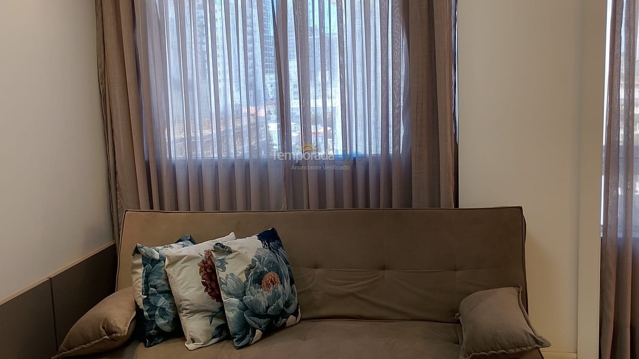 Apartamento para aluguel de temporada em Porto Belo (Perequê)