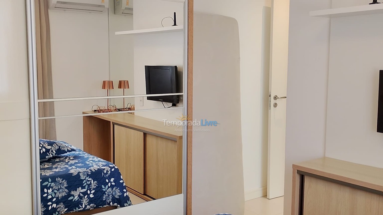 Apartamento para aluguel de temporada em Porto Belo (Perequê)