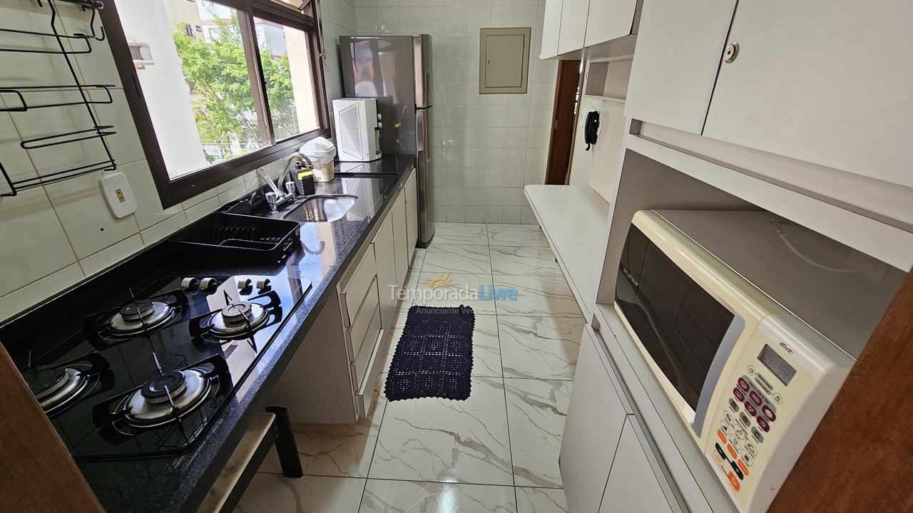 Apartamento para aluguel de temporada em Guarujá (Enseada)