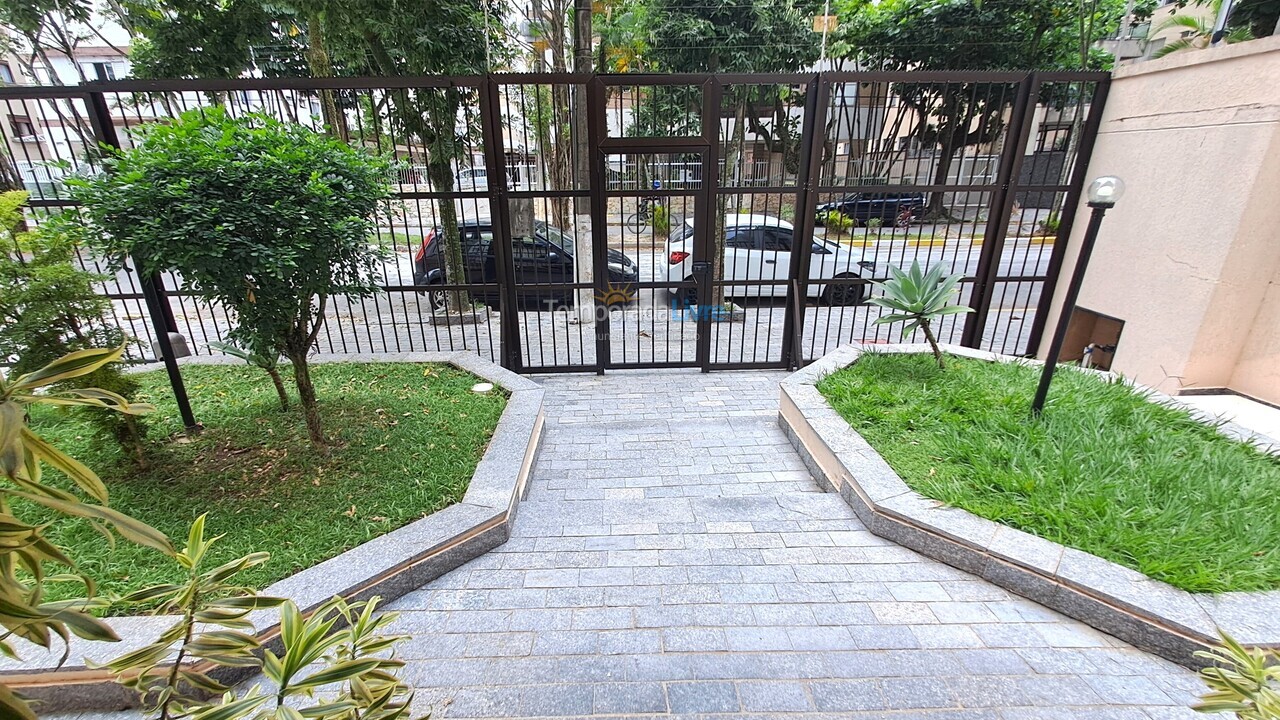 Apartamento para aluguel de temporada em Guarujá (Enseada)