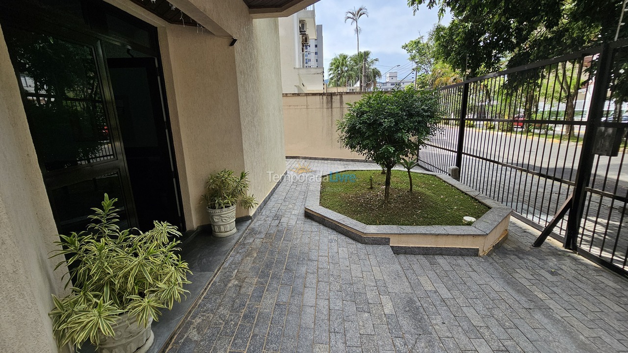 Apartamento para aluguel de temporada em Guarujá (Enseada)