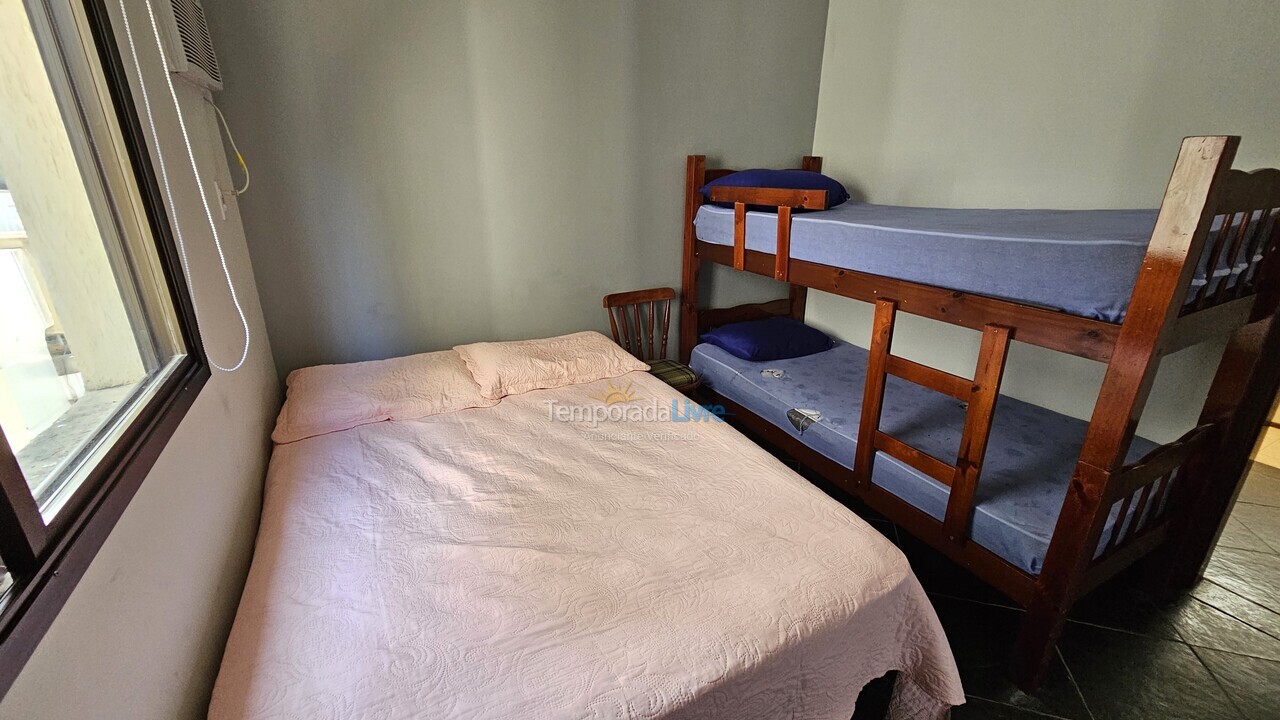 Apartamento para aluguel de temporada em Guarujá (Enseada)