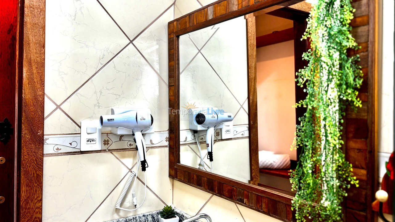 Casa para aluguel de temporada em Armação dos Búzios (Praia de Manguinhos)