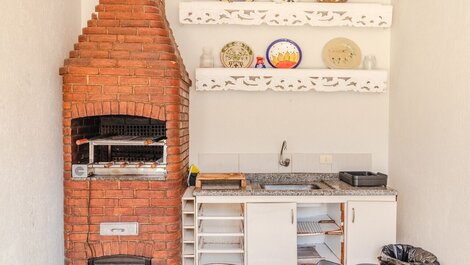 150m from the beach | Bed linen, towels | 4 parking spaces