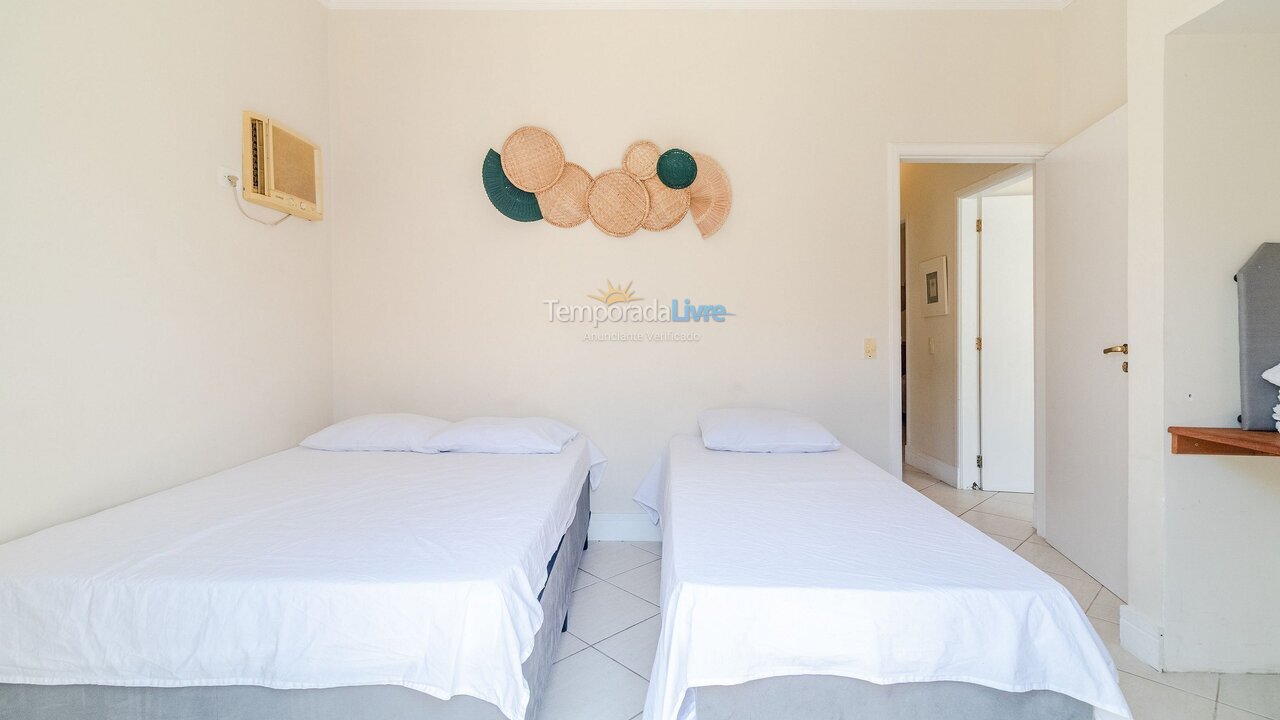 House for vacation rental in Guarujá (Praia do Pernambuco)