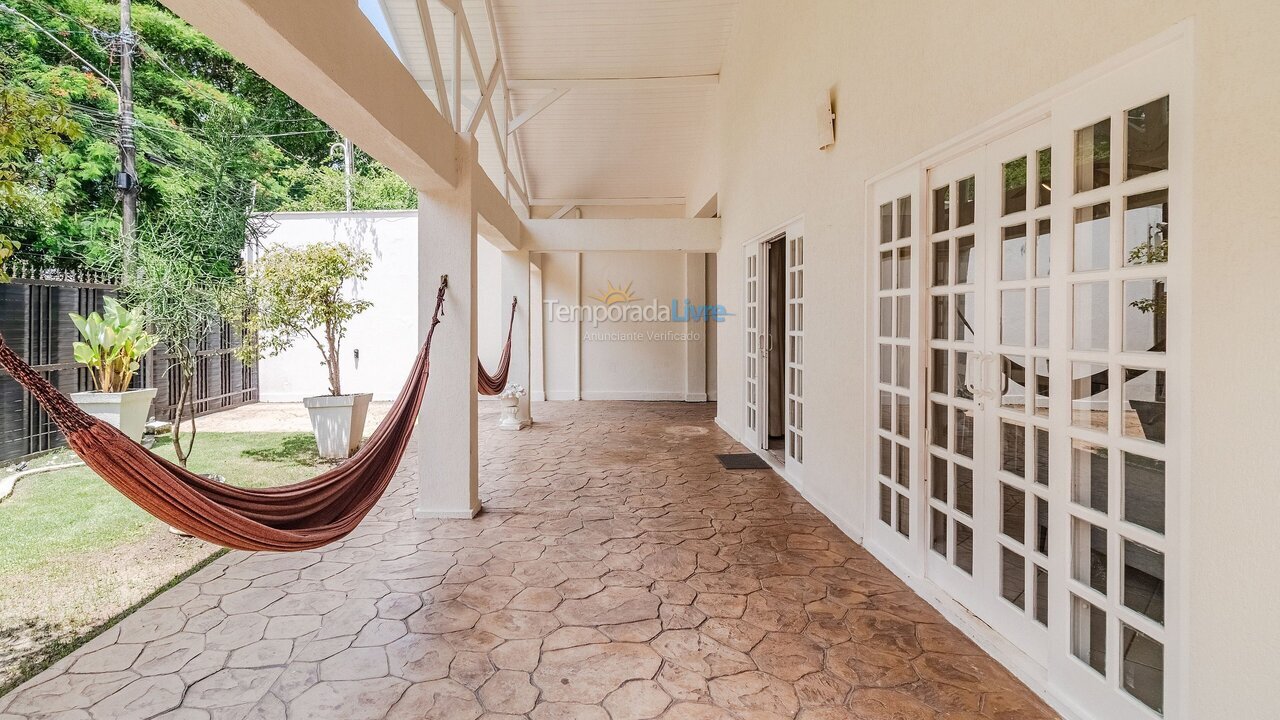 House for vacation rental in Guarujá (Praia do Pernambuco)
