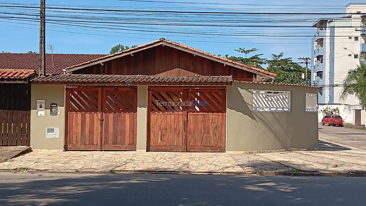 House for vacation rental in Ubatuba (Itaguá)