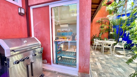 Casa en condominio cerrado en playa Juquehy.