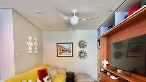 Casa en condominio cerrado en playa Juquehy.