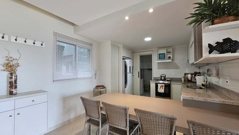 Apartment with beautiful sea view.