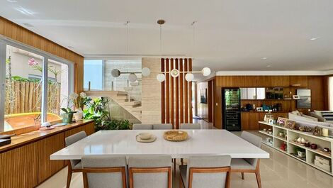 CASA DISPONIVEL NA PRAIA DA BALEIA