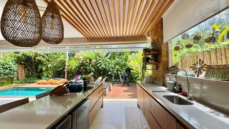 CASA DISPONIVEL NA PRAIA DA BALEIA