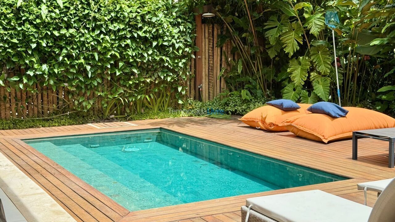 Casa para aluguel de temporada em São Sebastião (Praia da Baleia)