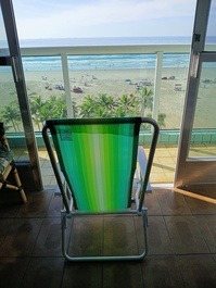 APTO PÉ NA AREIA / VISTA PANORÂMICA