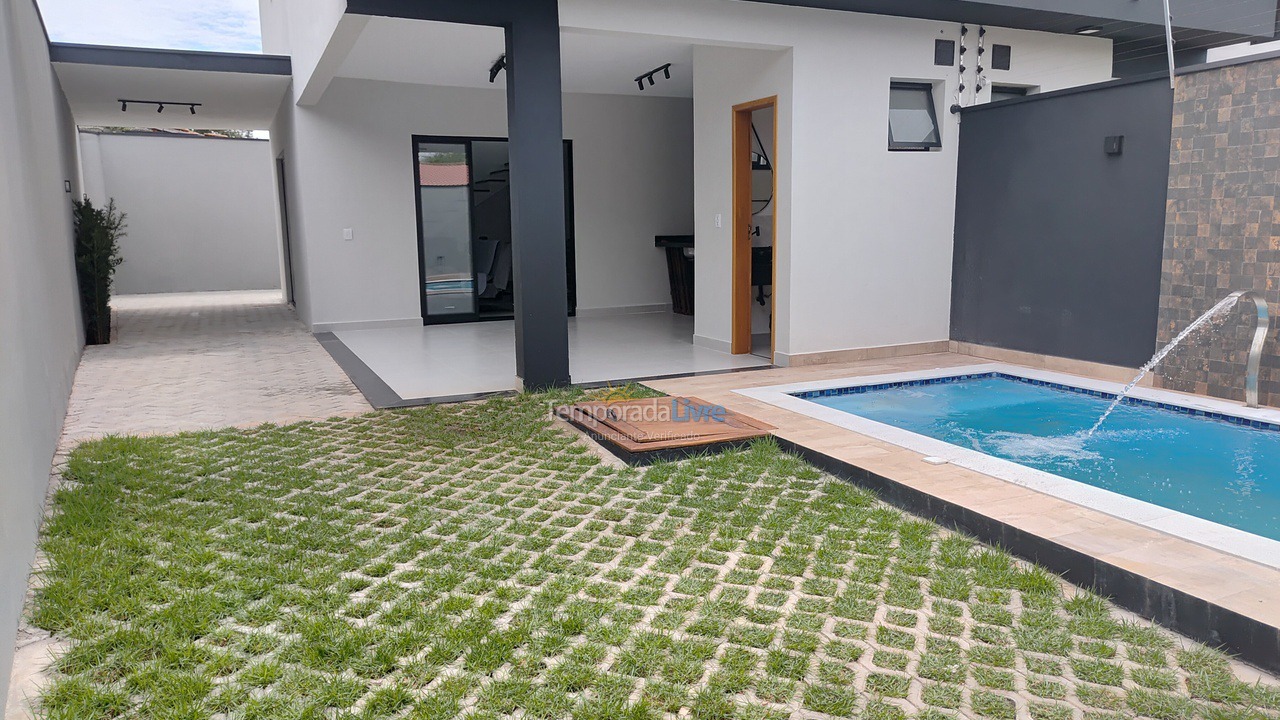 Casa para alquiler de vacaciones em Bertioga (Praia do Indaiá)