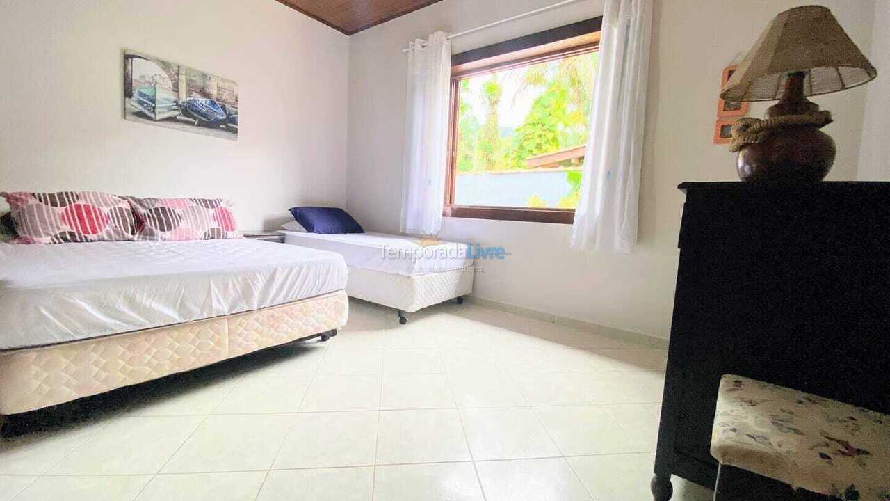 House for vacation rental in Ubatuba (Condomínio Pedra Verde Domingas Dias)