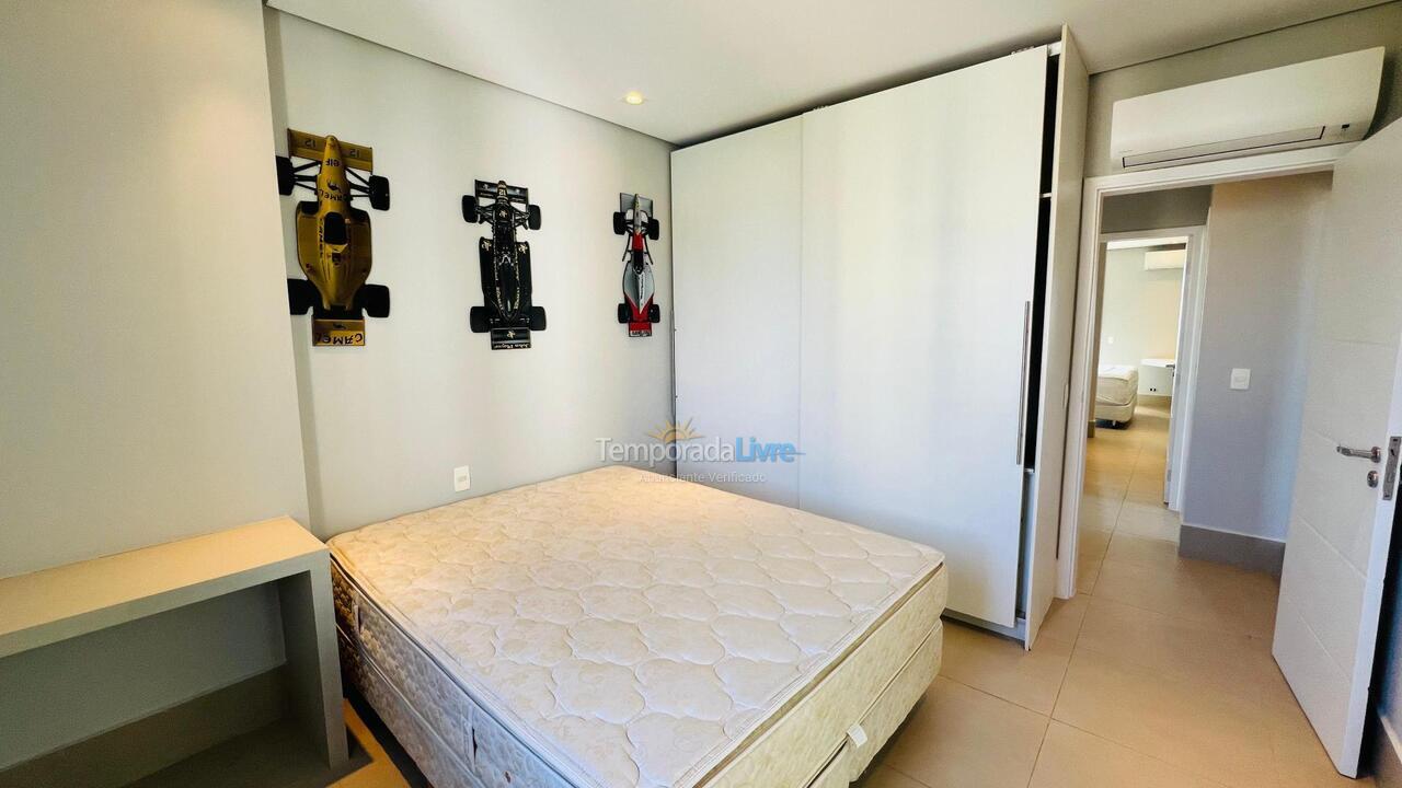 Apartamento para aluguel de temporada em Bertioga (Riviera de São Lourenço)