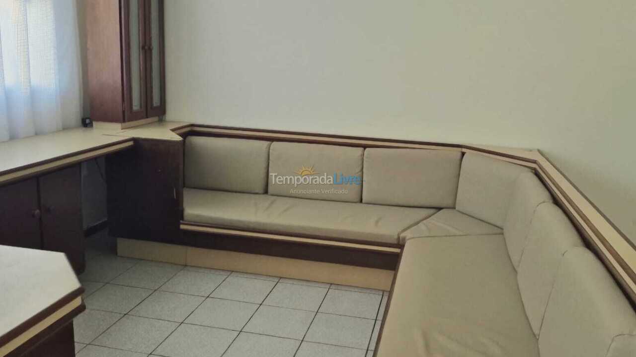 Apartamento para aluguel de temporada em Florianopolis (Praia dos Ingleses)