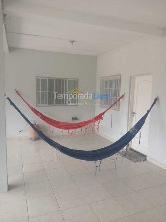 Casa para aluguel de temporada em Ubatuba (Maranduba)