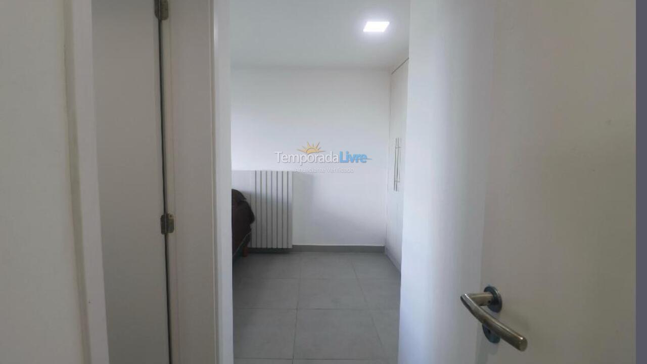 Apartment for vacation rental in Guarujá (Enseada)